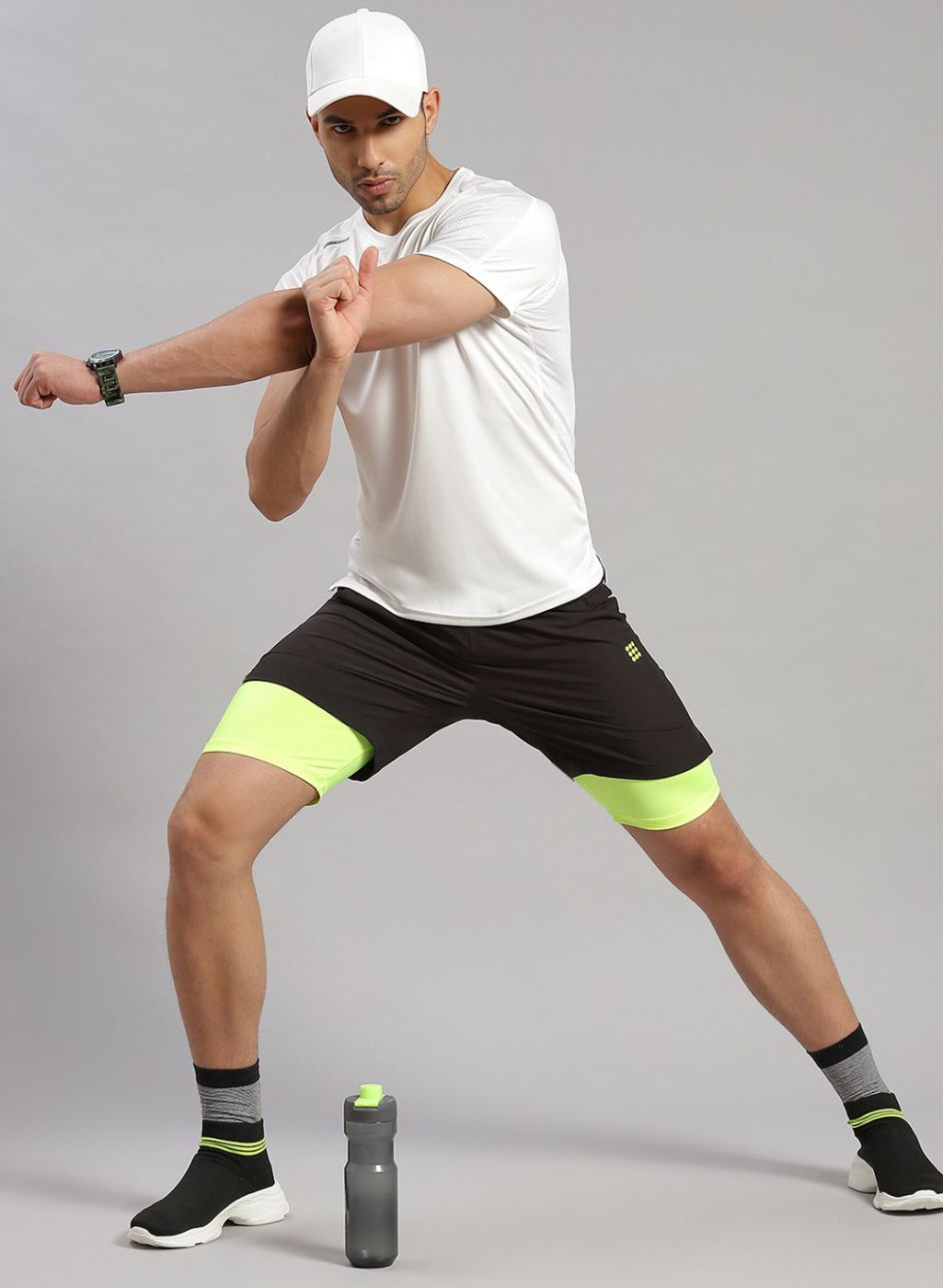 Rock.it Men Black Solid Short