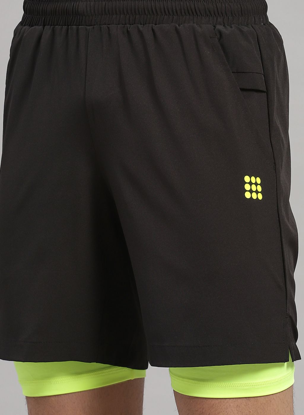 Rock.it Men Black Solid Short