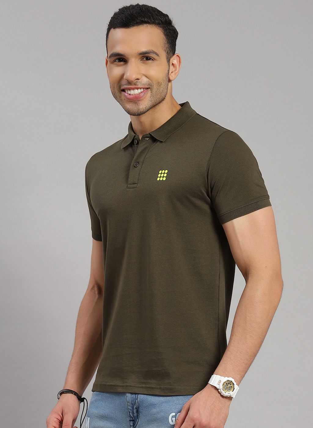 Rock.it Men Olive Solid T-Shirt
