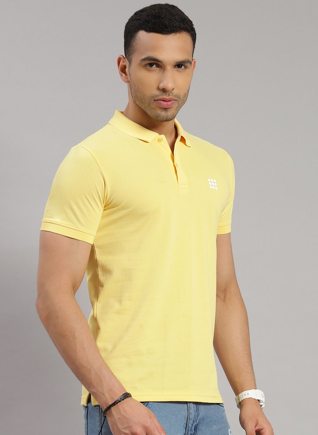 Rock.it Men Yellow Solid T-Shirt