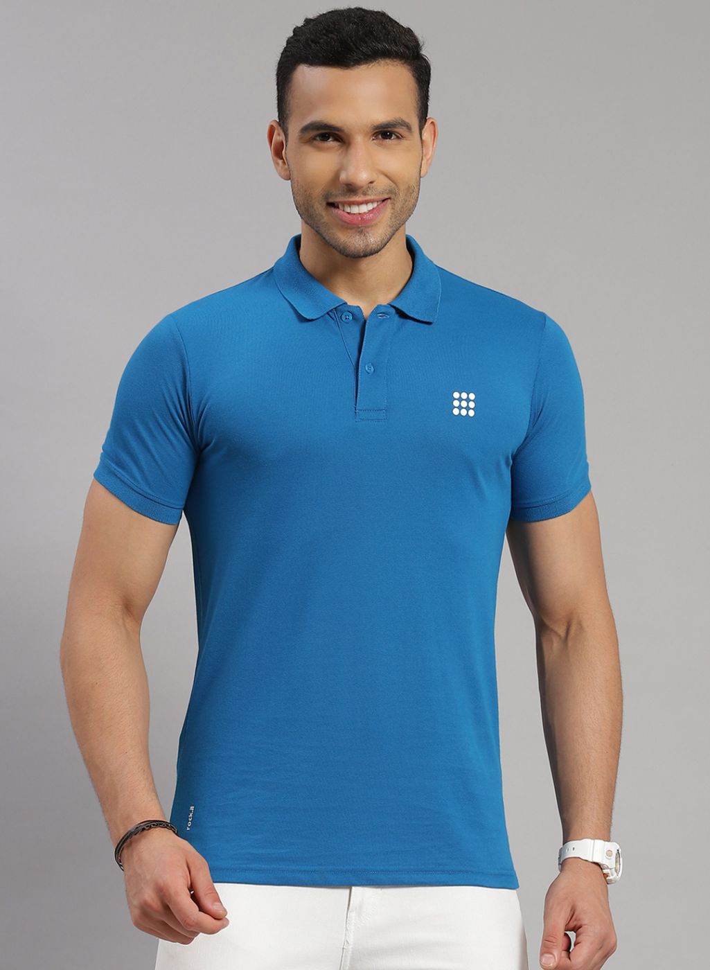 Rock.it Men Turquoise Blue Solid T-Shirt