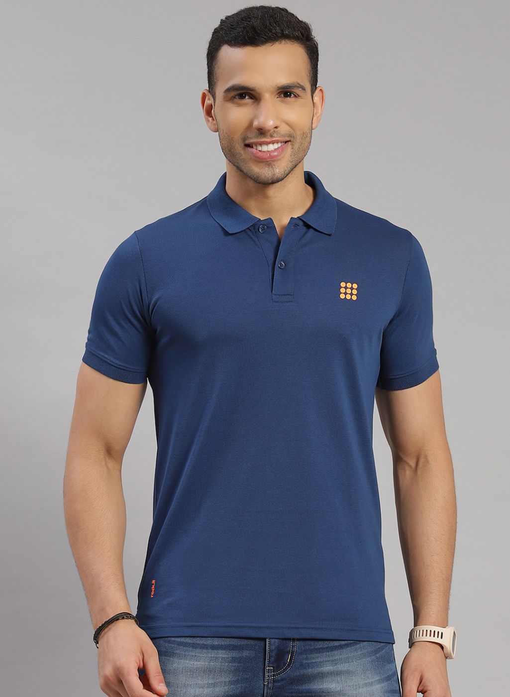 Rock.it Men Blue Solid T-Shirt