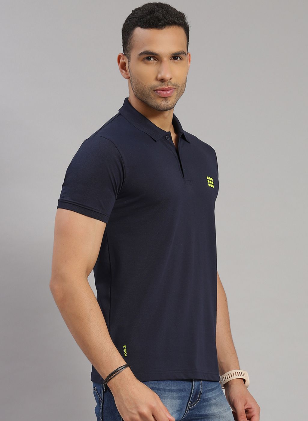 Rock.it Men Navy Blue Solid T-Shirt