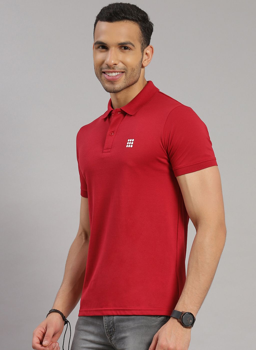 Rock.it Men Maroon Solid T-Shirt