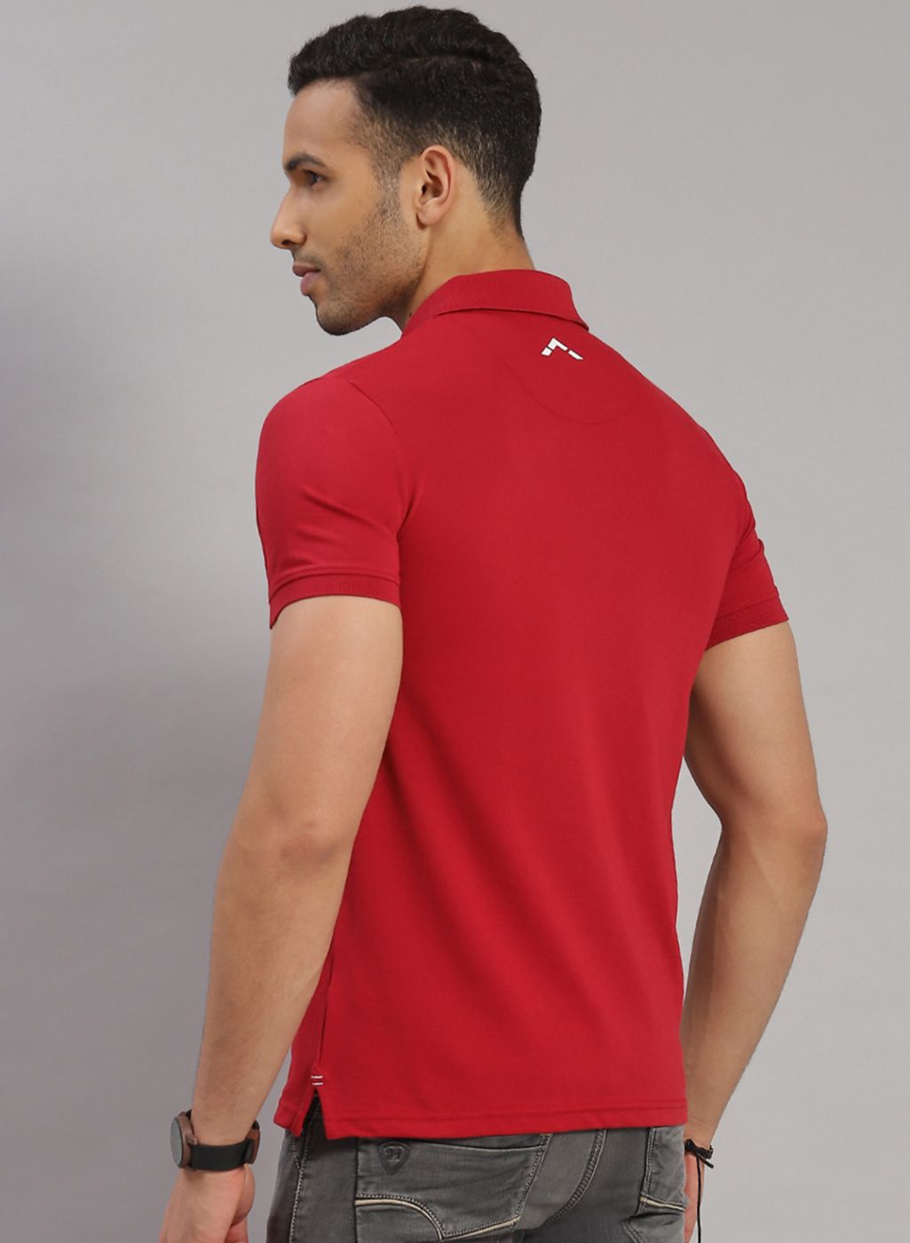 Rock.it Men Maroon Solid T-Shirt