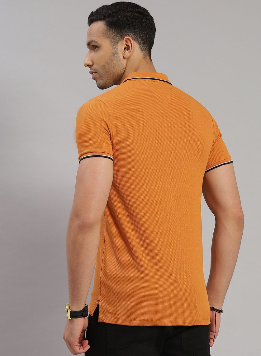 Rock.it Men Camel Brown Solid T-Shirt