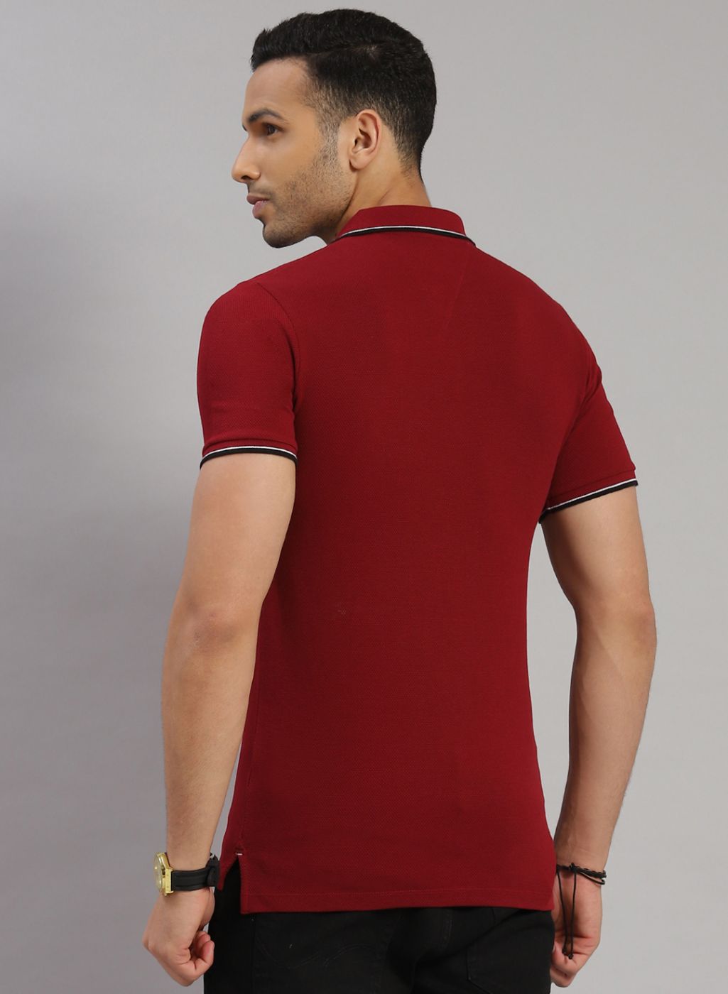 Rock.it Men Maroon Solid T-Shirt