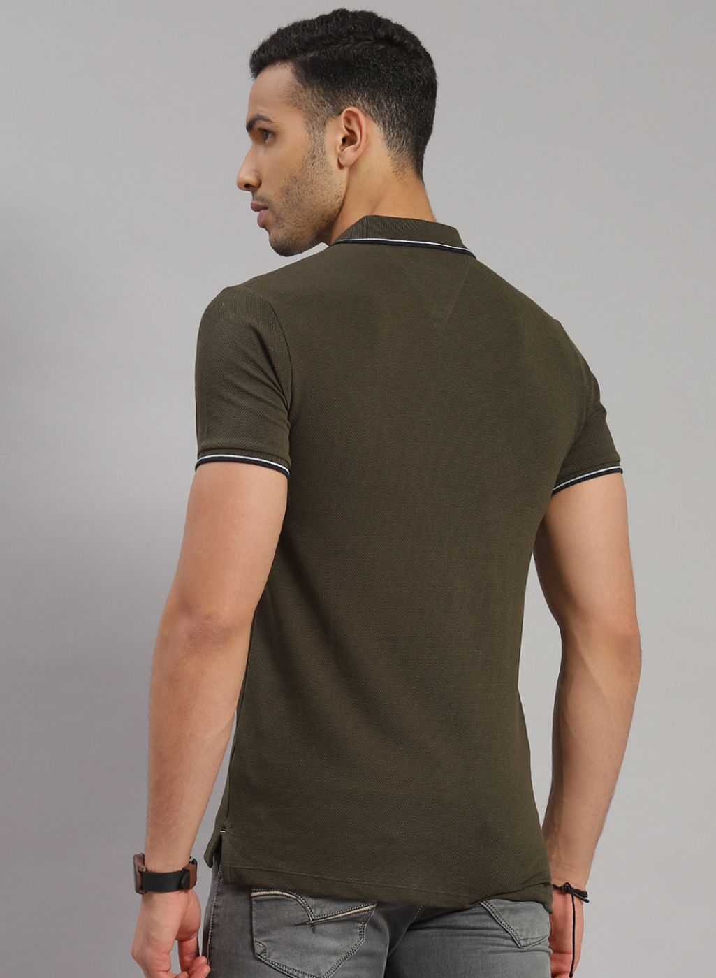 Rock.it Men Olive Solid T-Shirt