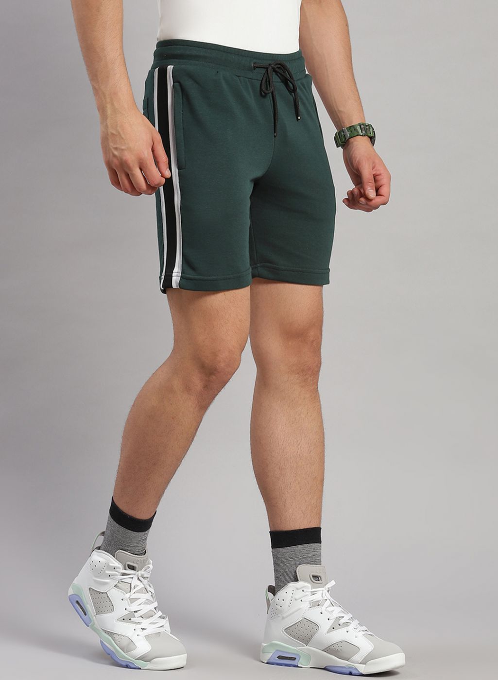 Rock.it Men Green Solid Smart Fit Short