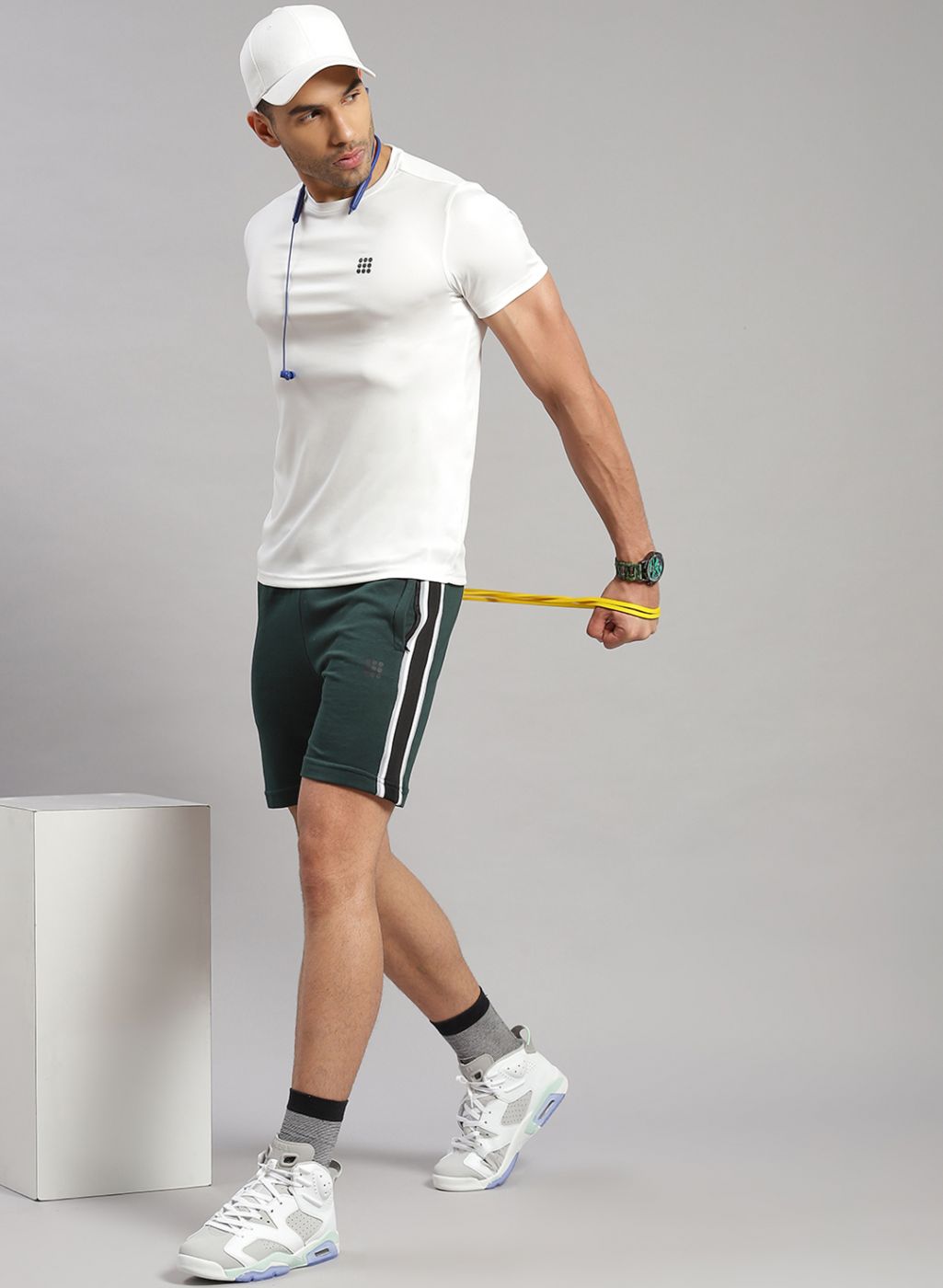 Rock.it Men Green Solid Smart Fit Short