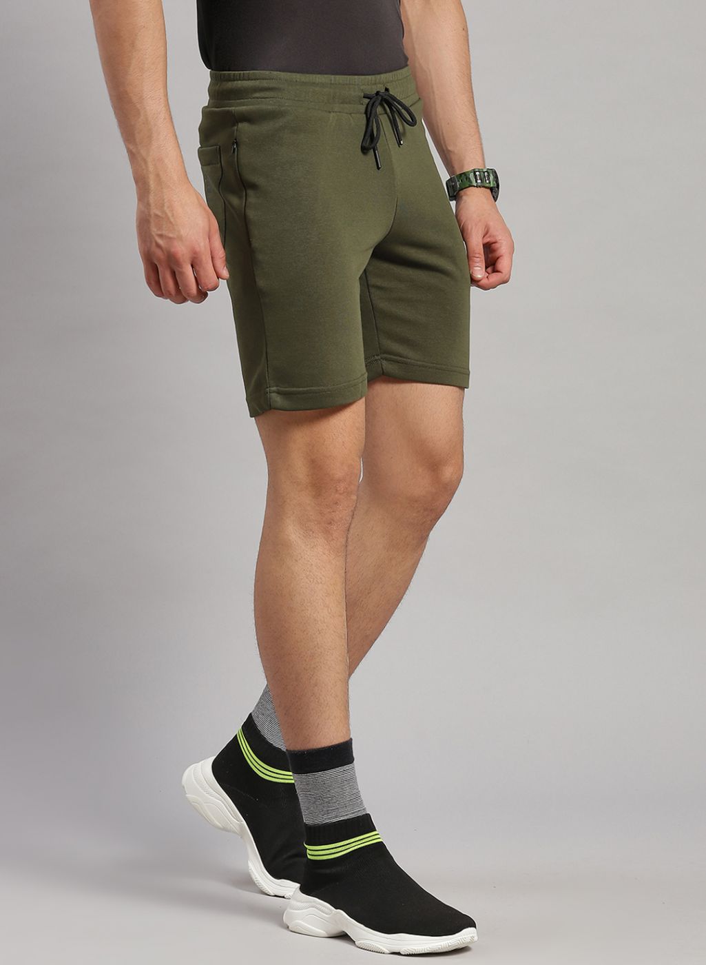 Rock.it Men Olive Solid Short