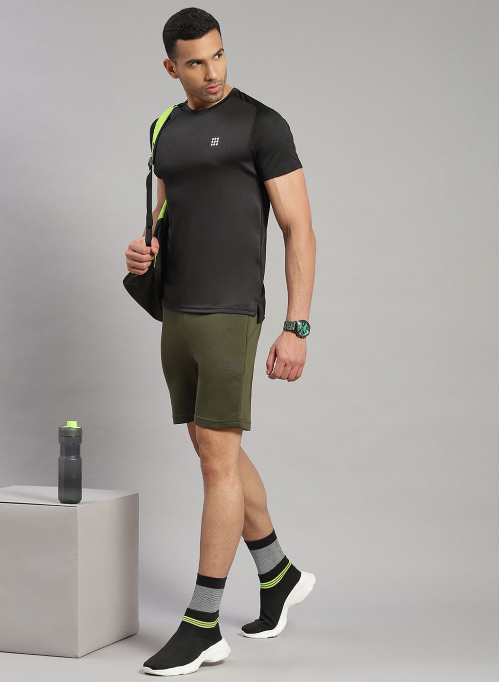 Rock.it Men Olive Solid Short