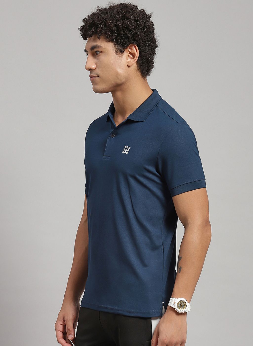 Rock.it Men Blue Solid T-Shirt