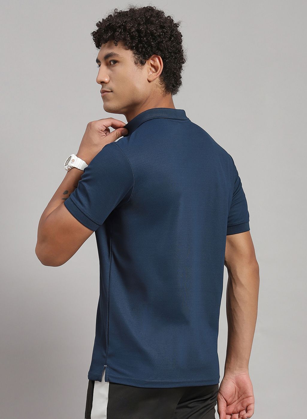 Rock.it Men Blue Solid T-Shirt