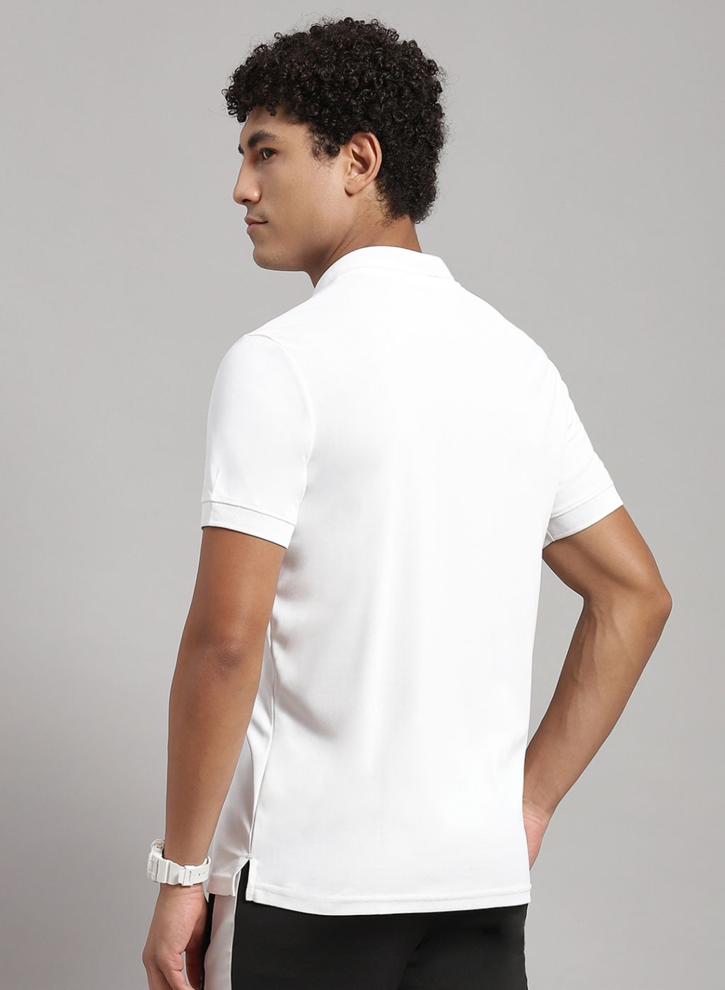 Rock.it Men White Solid T-Shirt