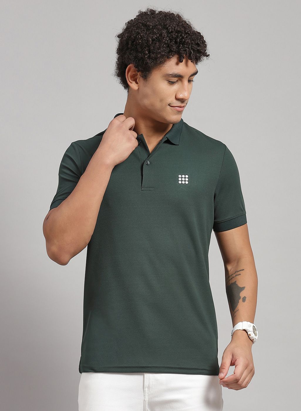 Rock.it Men Green Solid T-Shirt