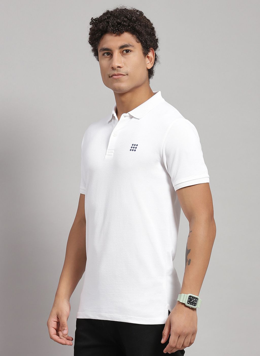 Rock.it Men White Solid T-Shirt