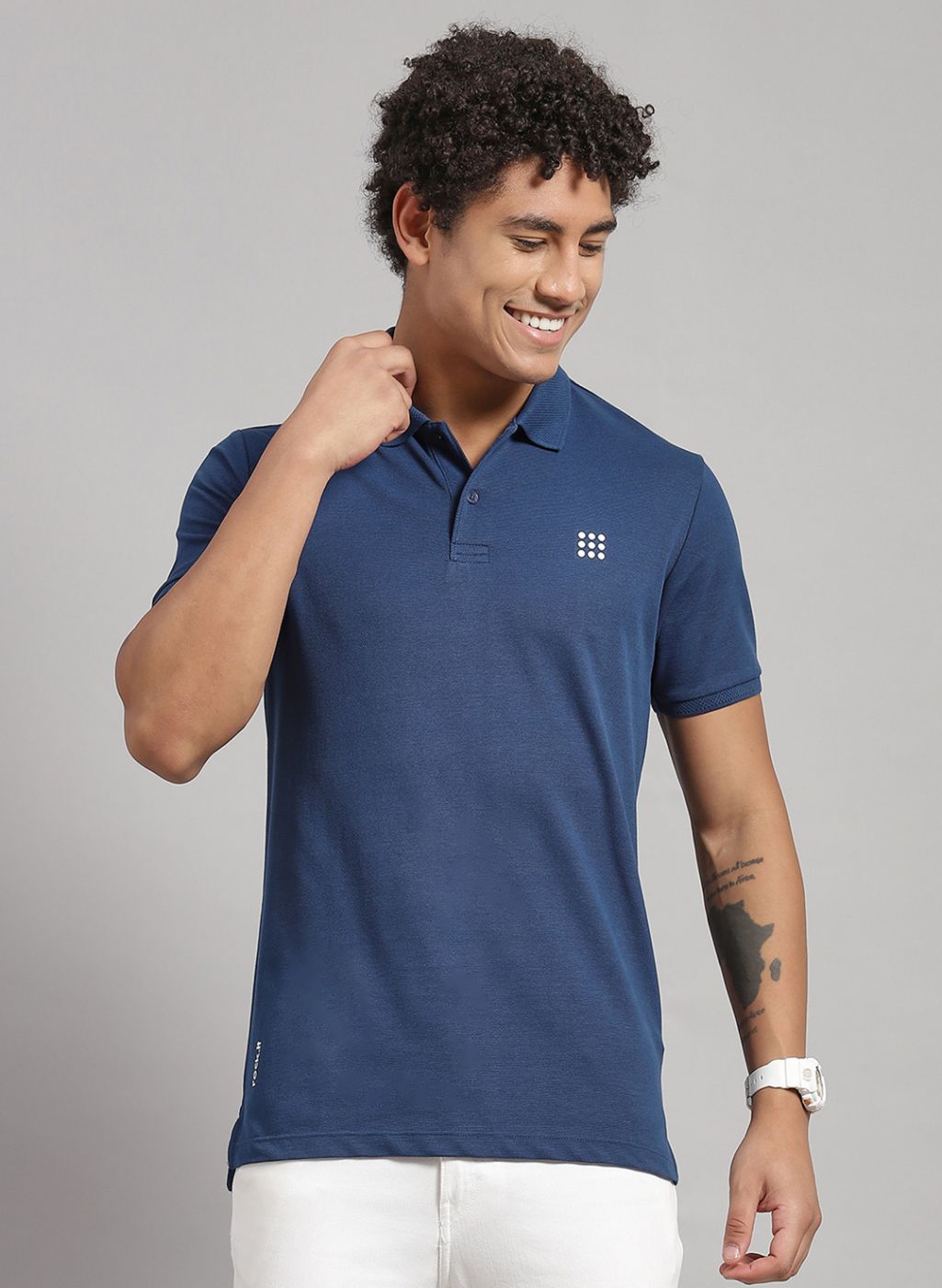 Rock.it Men Navy Blue Solid T-Shirt