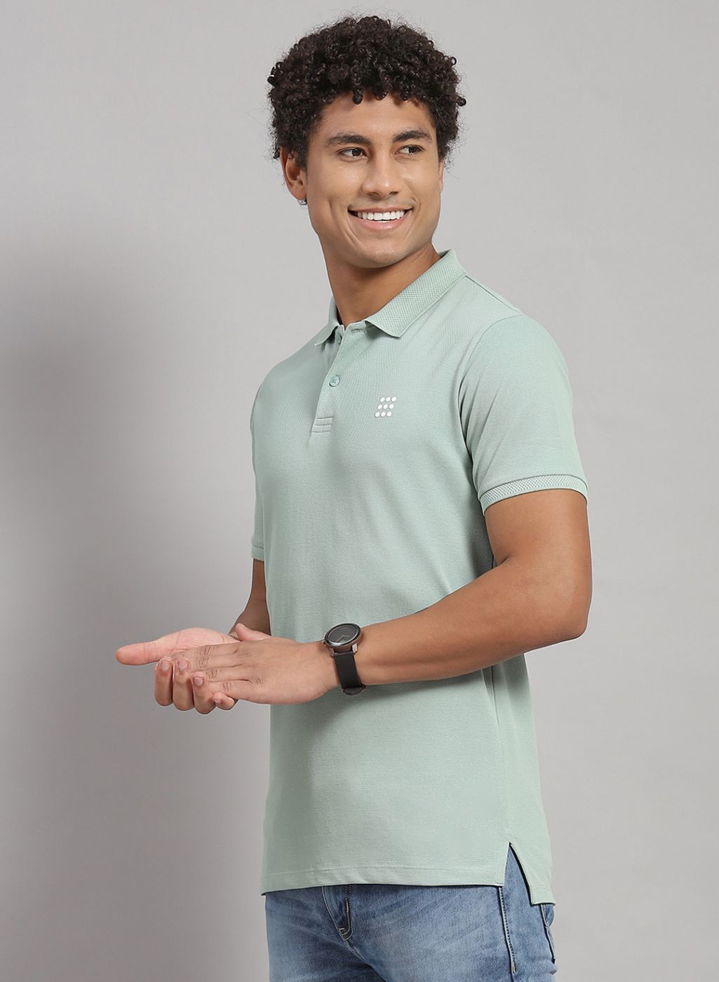 Rock.it Men Green Solid T-Shirt