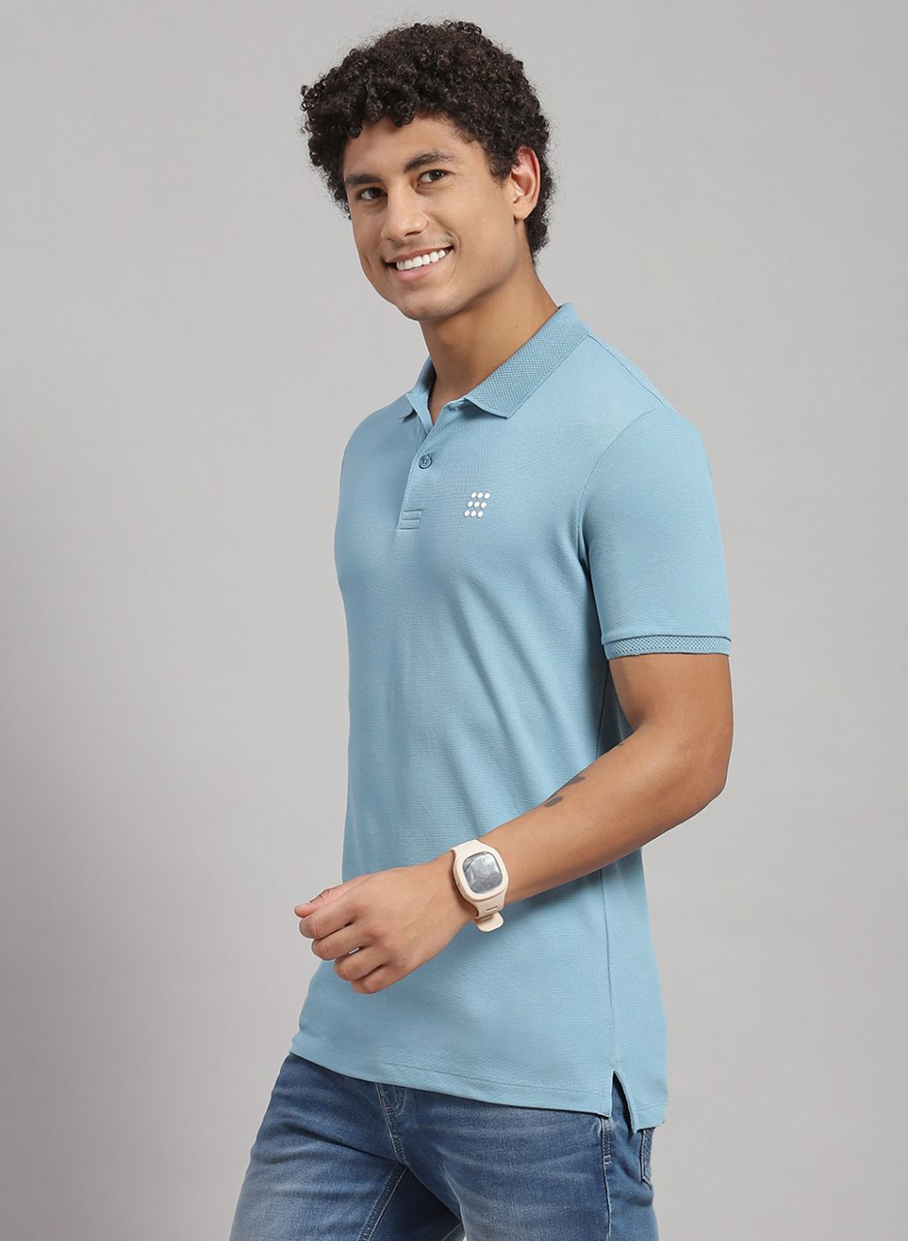 Rock.it Men Blue Solid T-Shirt