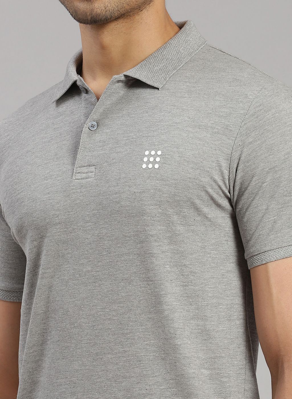 Men Grey Solid T-Shirt