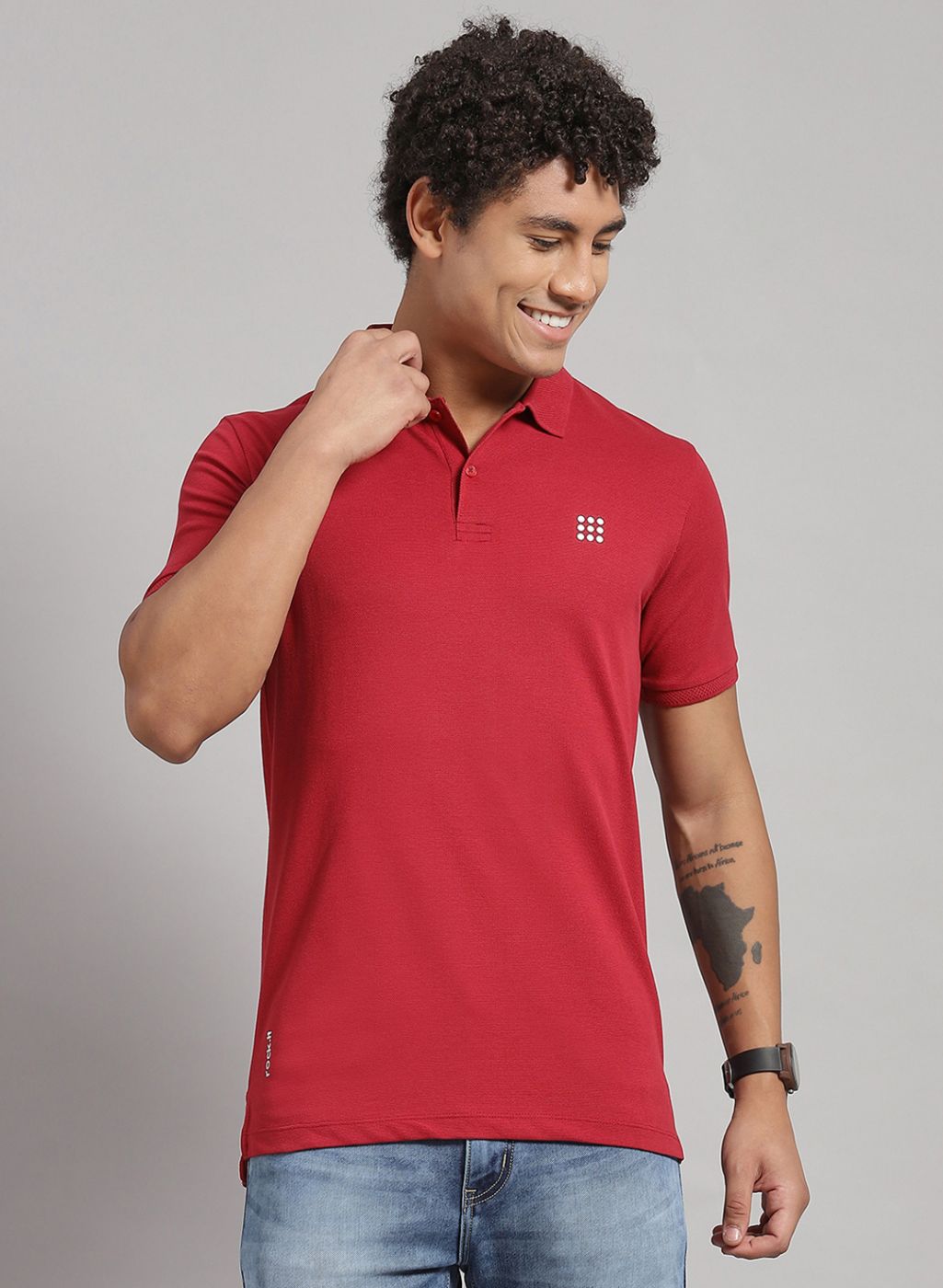 Rock.it Men Maroon Solid T-Shirt