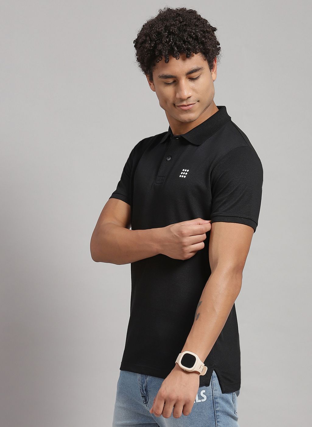 Rock.it Men Black Solid T-Shirt