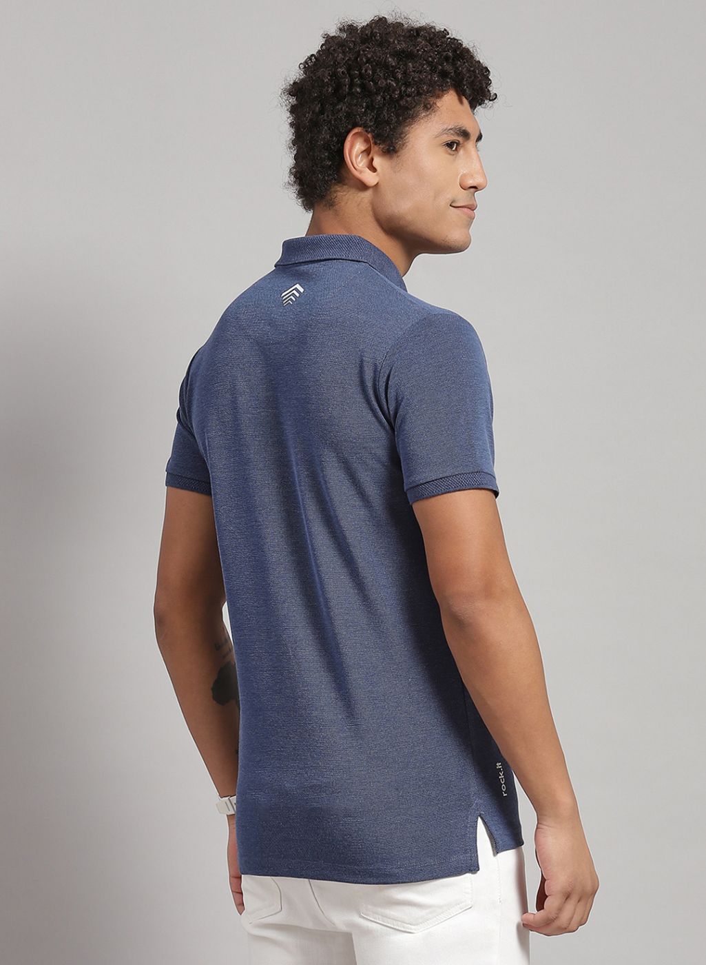 Rock.it Men Blue Solid T-Shirt