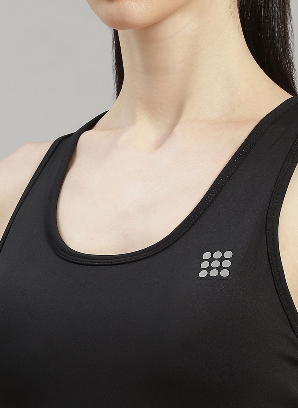 Rock.it Women Black Solid Sports Bra