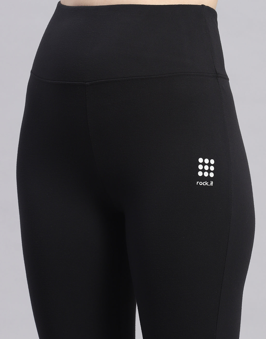 Rock.it Women Black Solid Regular Fit Yoga Pant