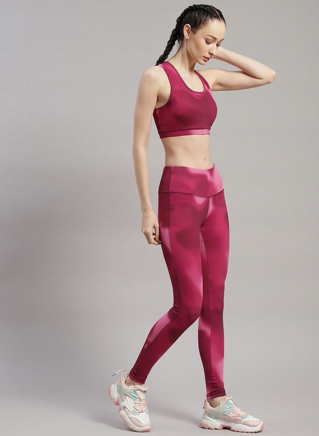 Women Pink Solid Sports Set