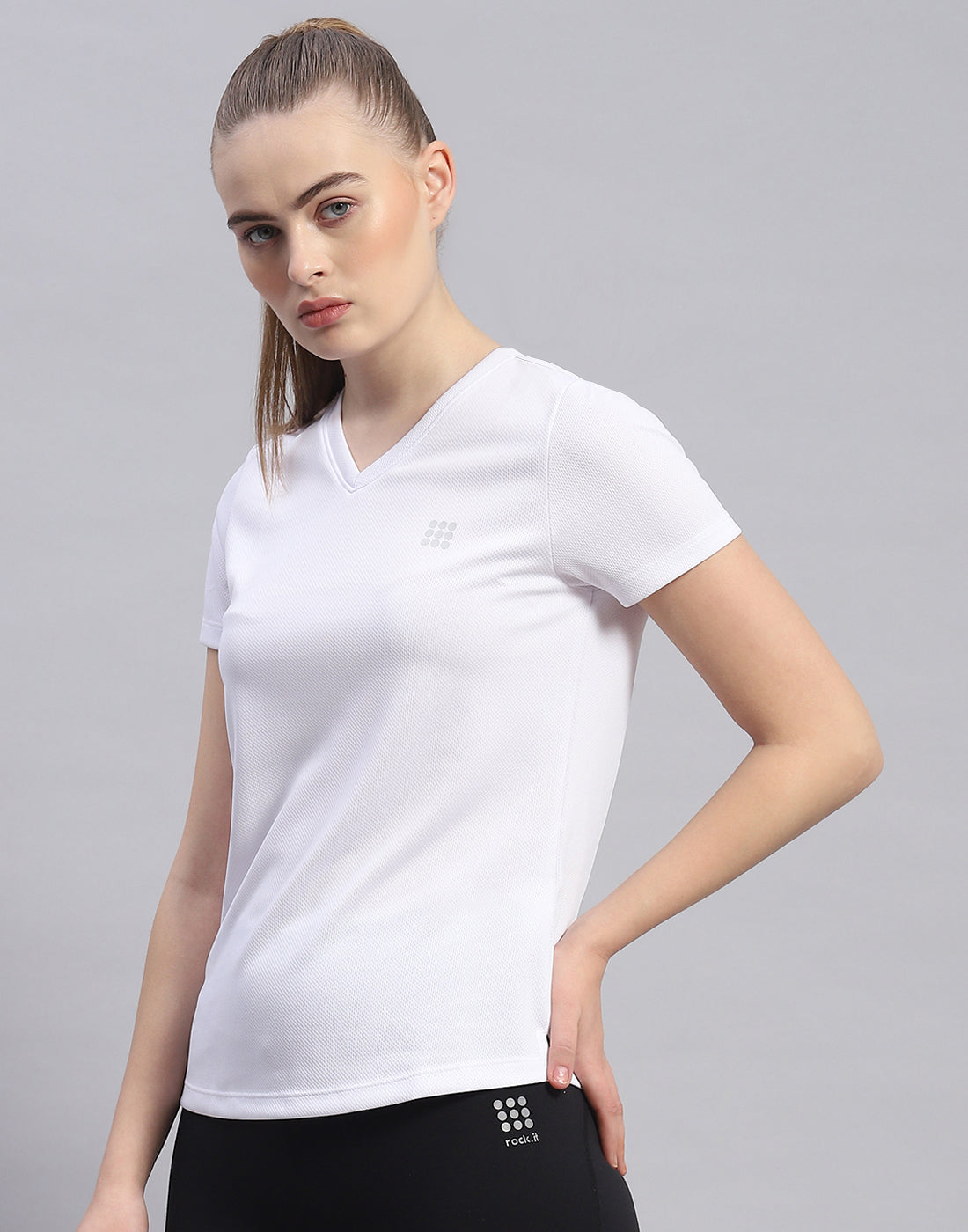 Rock.it Women White Solid V Neck Half Sleeve Top