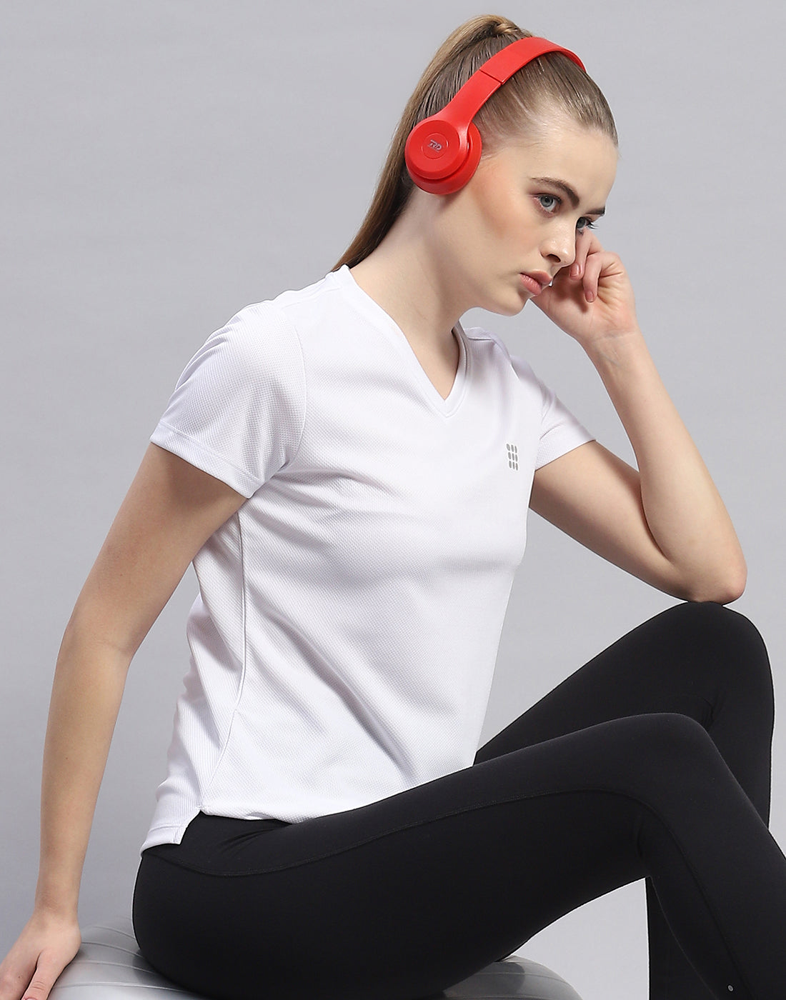 Rock.it Women White Solid V Neck Half Sleeve Top