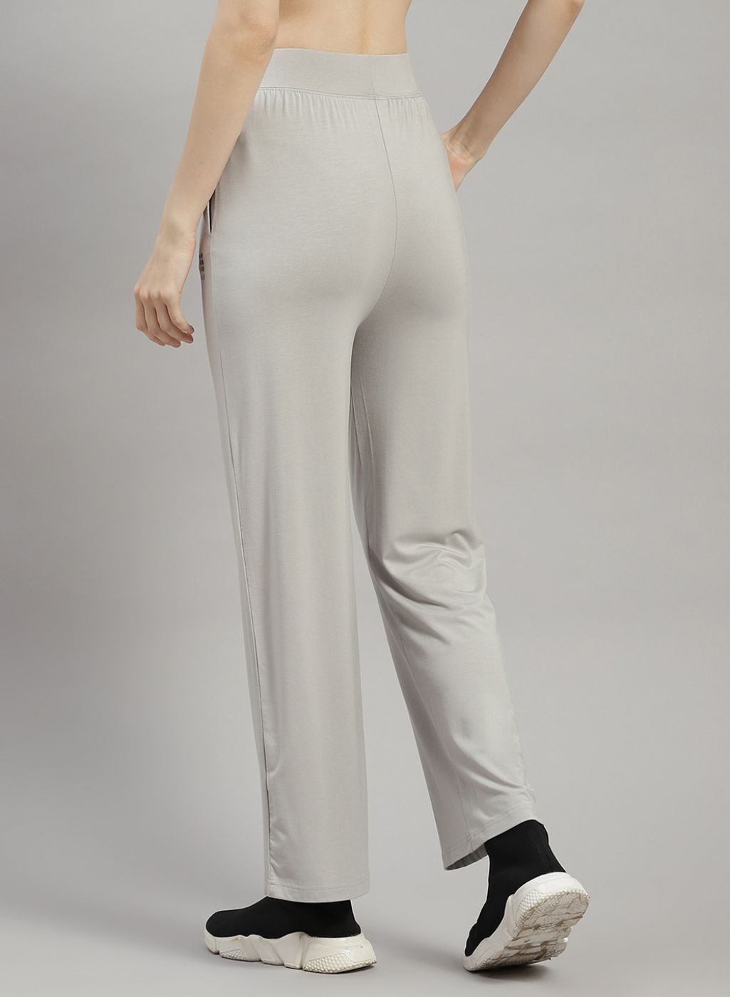Women Grey Solid Trackpant