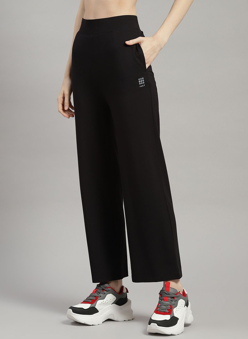 Rock.it Women Black Solid Trackpant