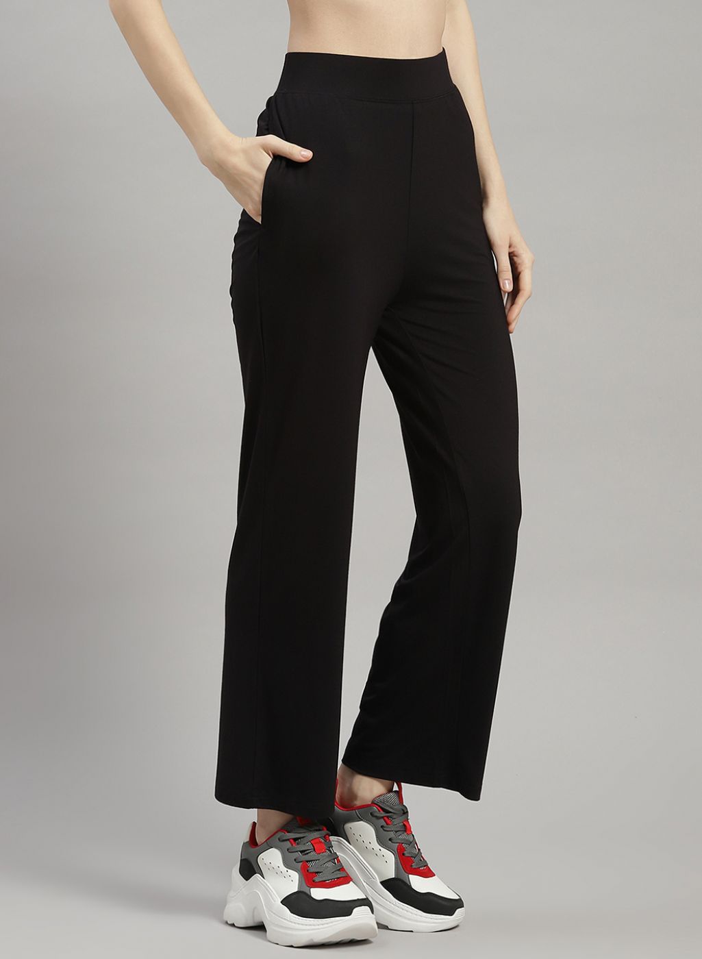 Rock.it Women Black Solid Trackpant