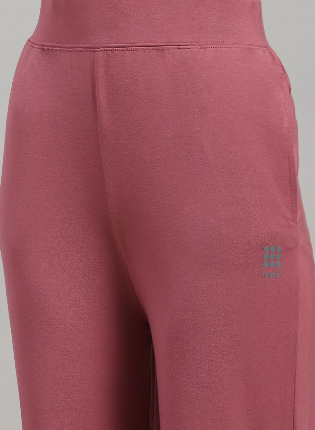 Rock.it Women Red Solid Trackpant