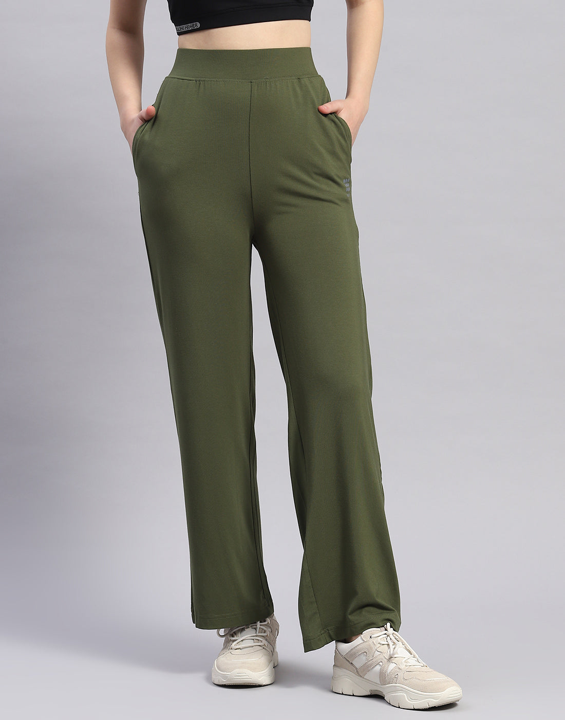 Rock.it Women Olive Solid Regular Fit Yoga Pant