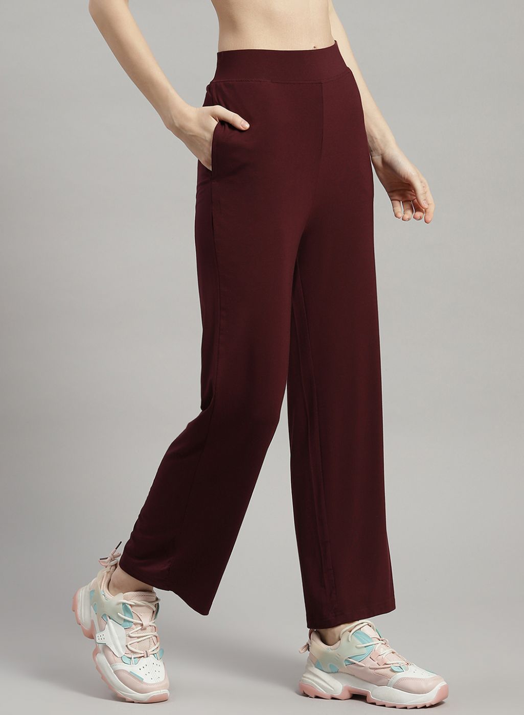 Women Brown Solid Trackpant