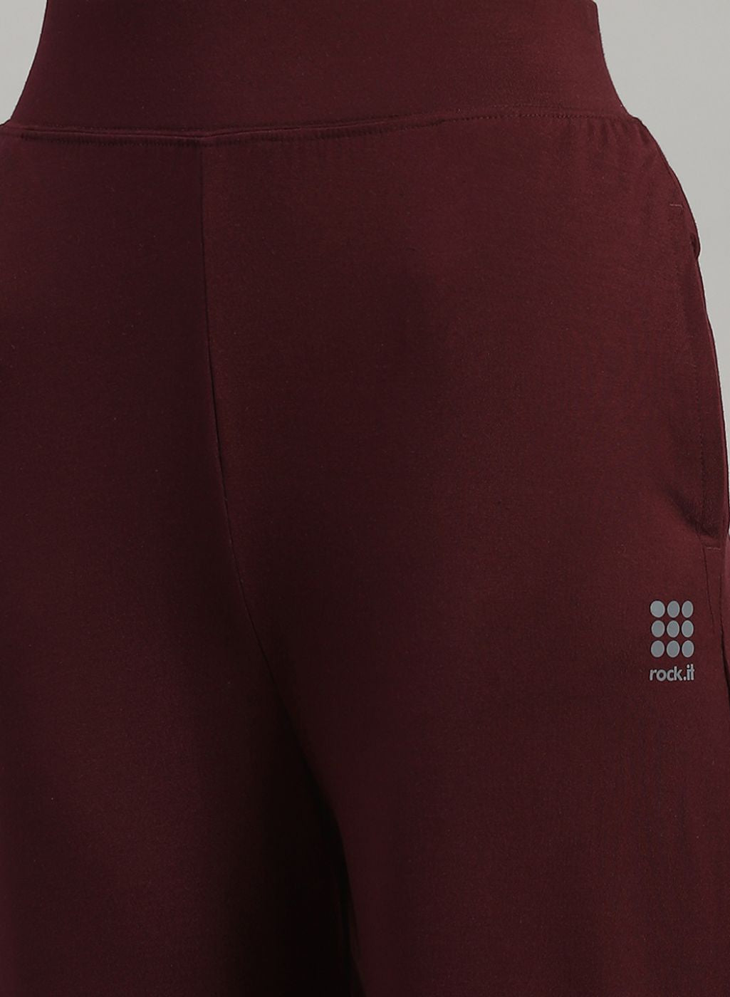 Rock.it Women Brown Solid Trackpant