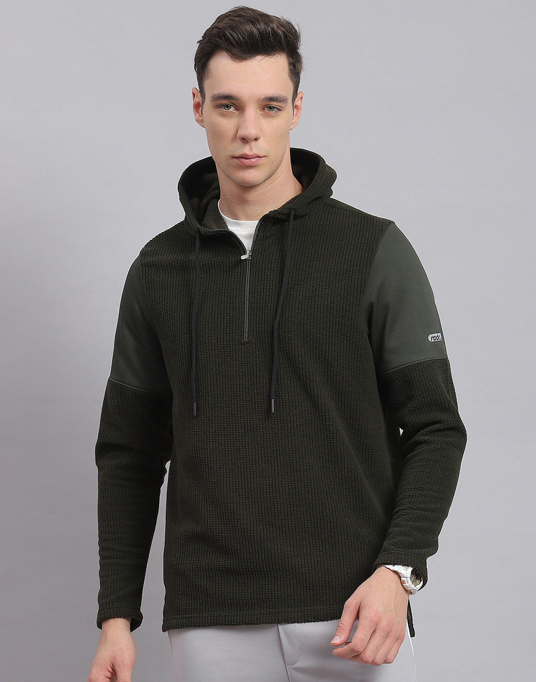 Rock.it Men Olive Solid Hooded Full Sleeve Sweatshirt