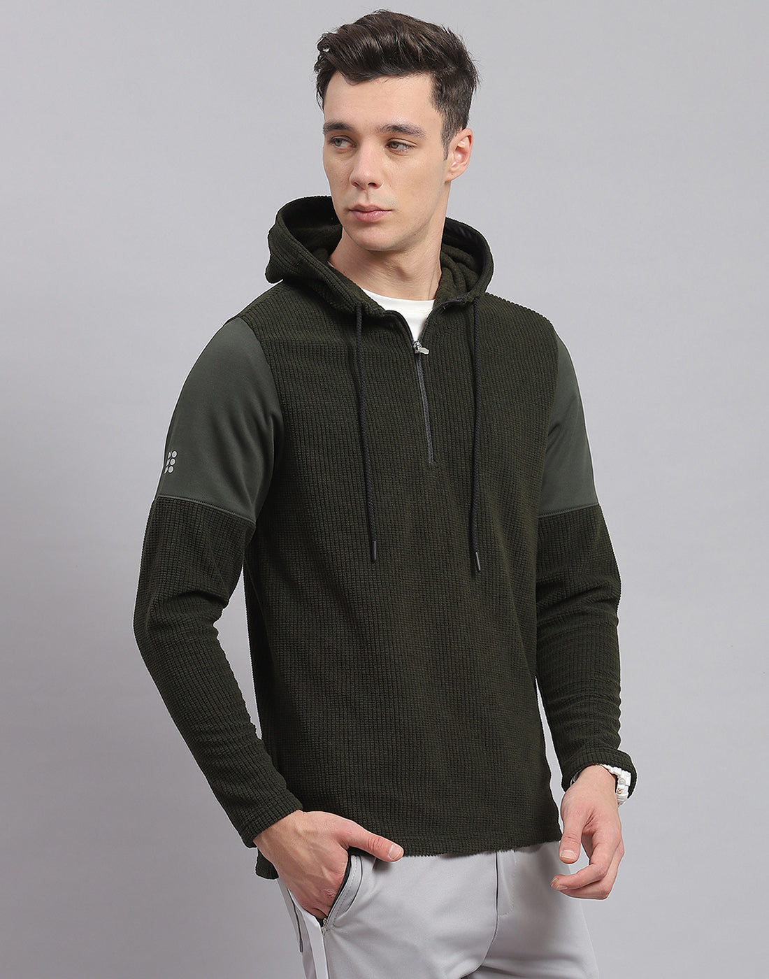 Rock.it Men Olive Solid Hooded Full Sleeve Sweatshirt