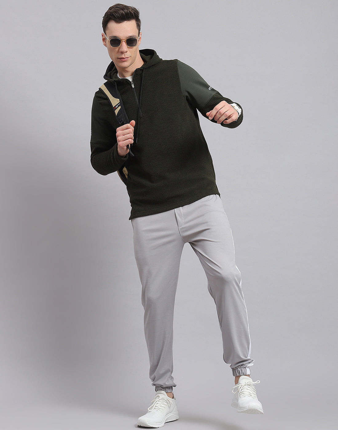 Rock.it Men Olive Solid Hooded Full Sleeve Sweatshirt