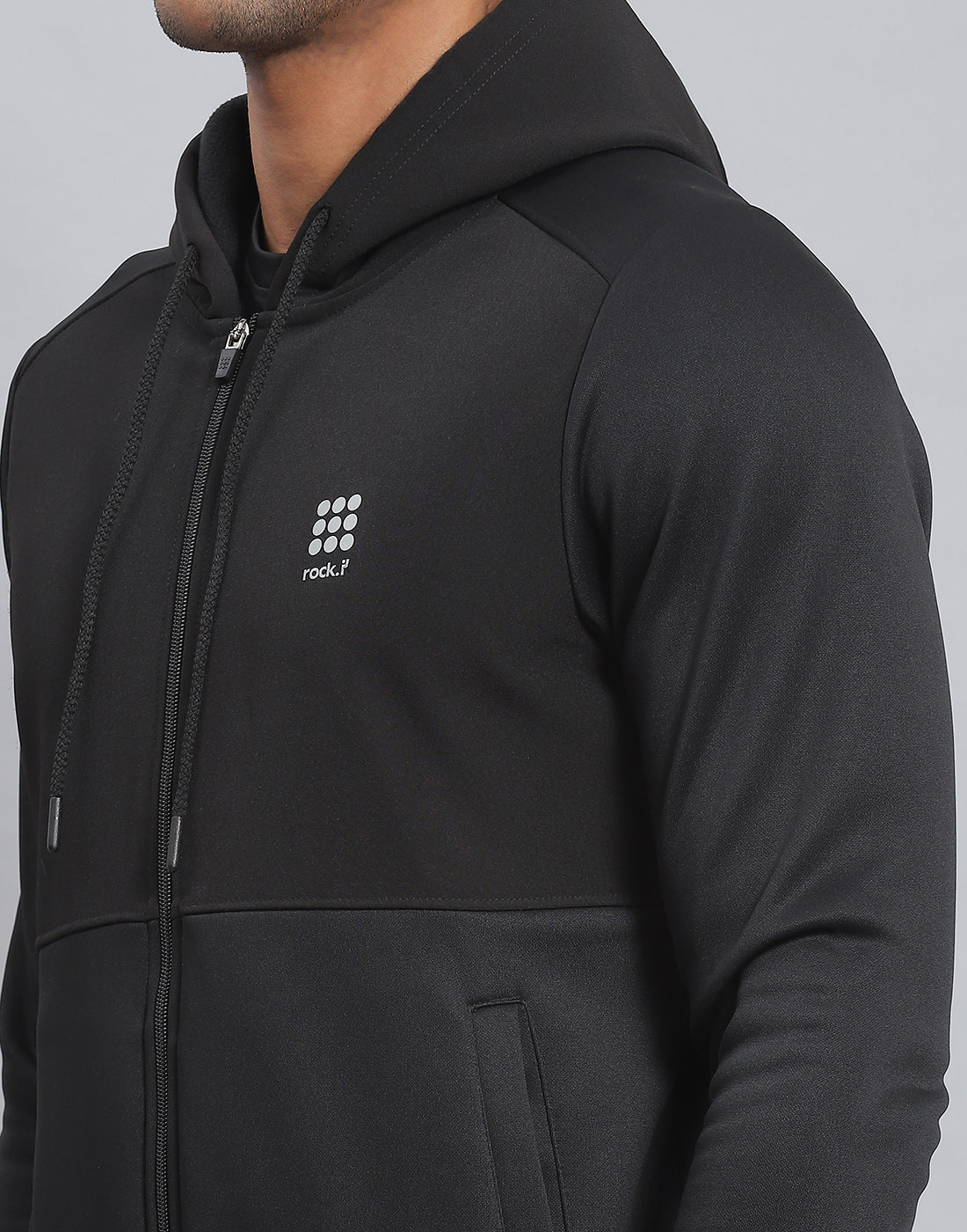 Rock.it Men Black Solid Hooded Full Sleeve Sweatshirt
