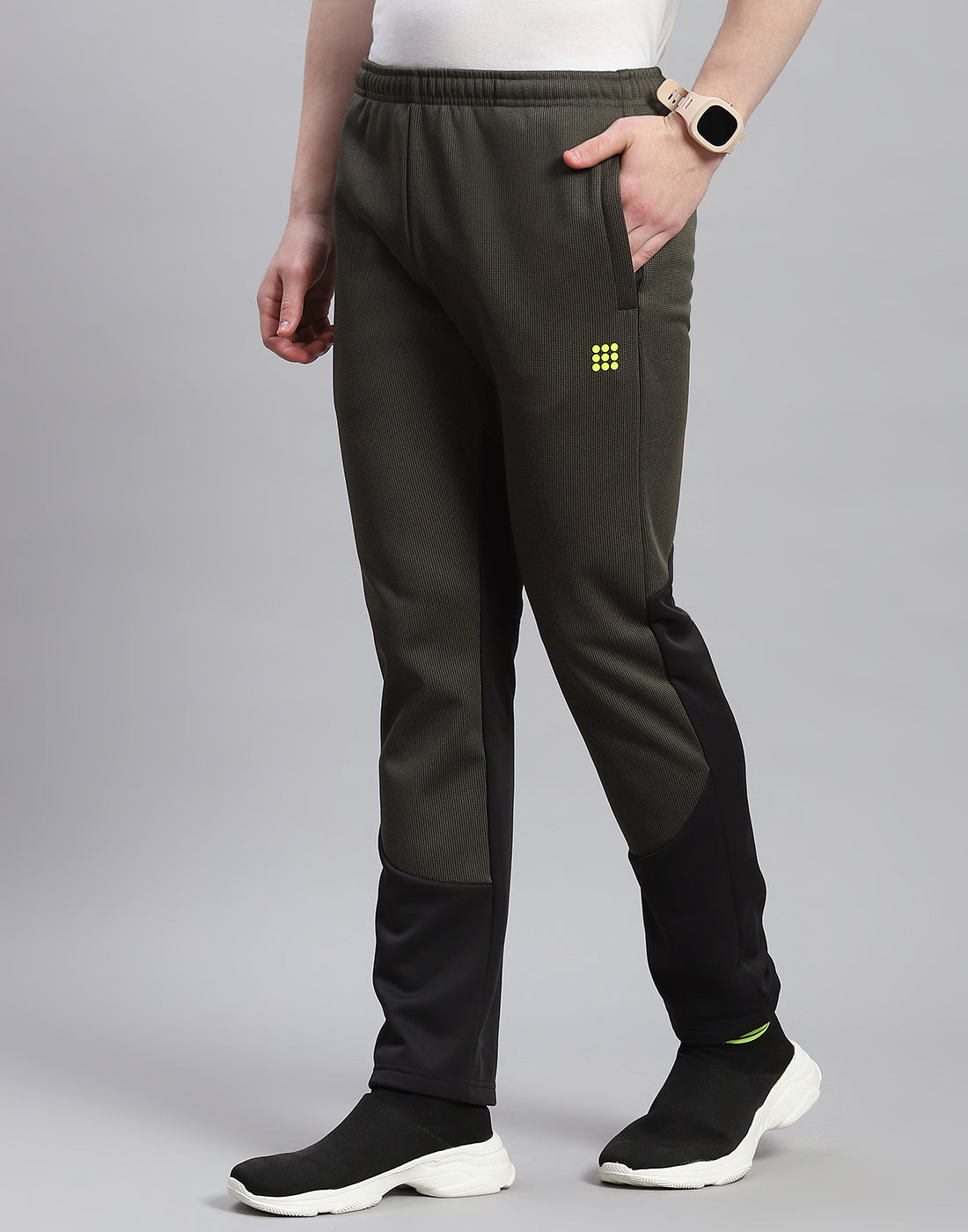 Rock.it Men Olive Self Design Regular Fit Winter Lower