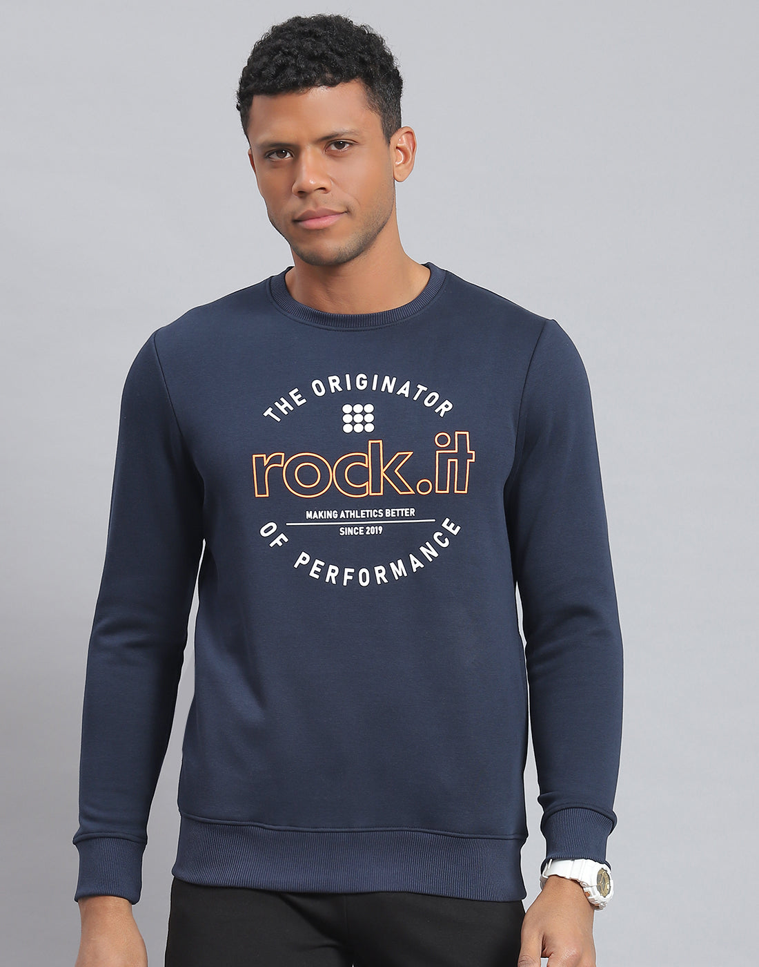 Rock.it Men Navy Blue Solid Round Neck Full Sleeve Sweatshirt
