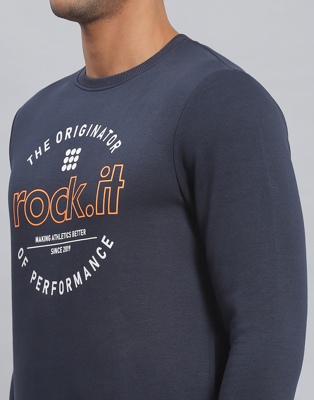 Rock.it Men Navy Blue Solid Round Neck Full Sleeve Sweatshirt