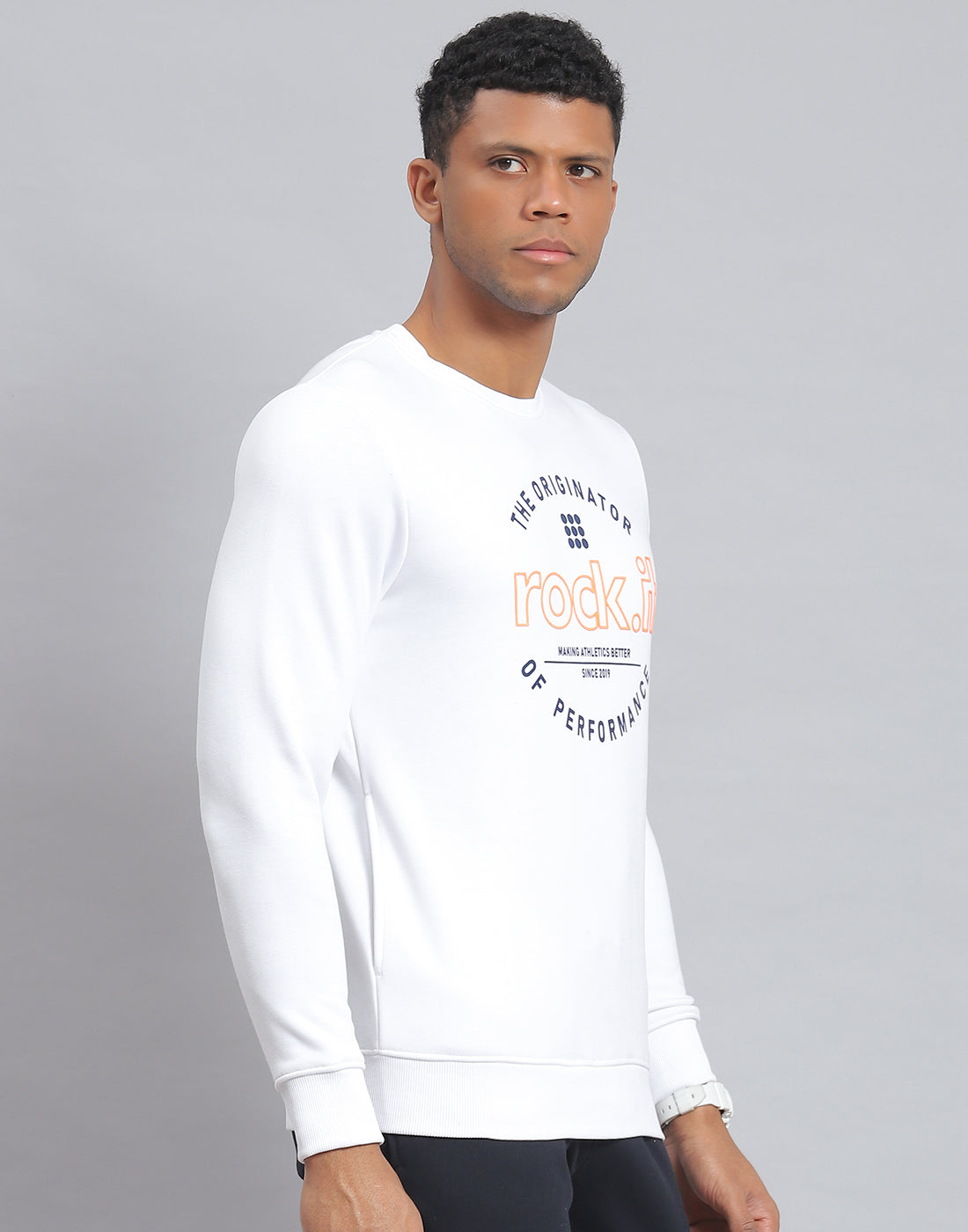 Rock.it Men White Solid Round Neck Full Sleeve Sweatshirt
