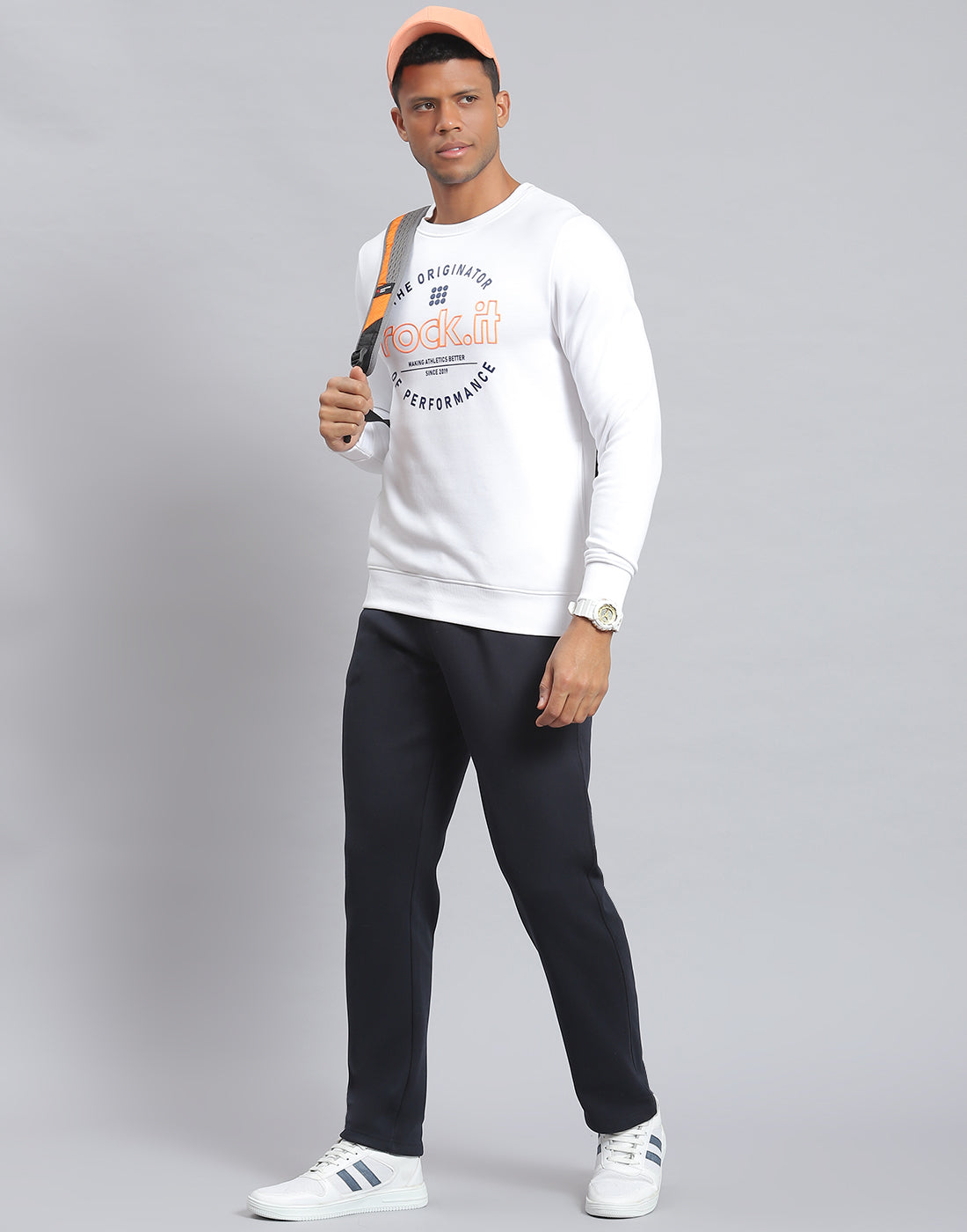 Rock.it Men White Solid Round Neck Full Sleeve Sweatshirt