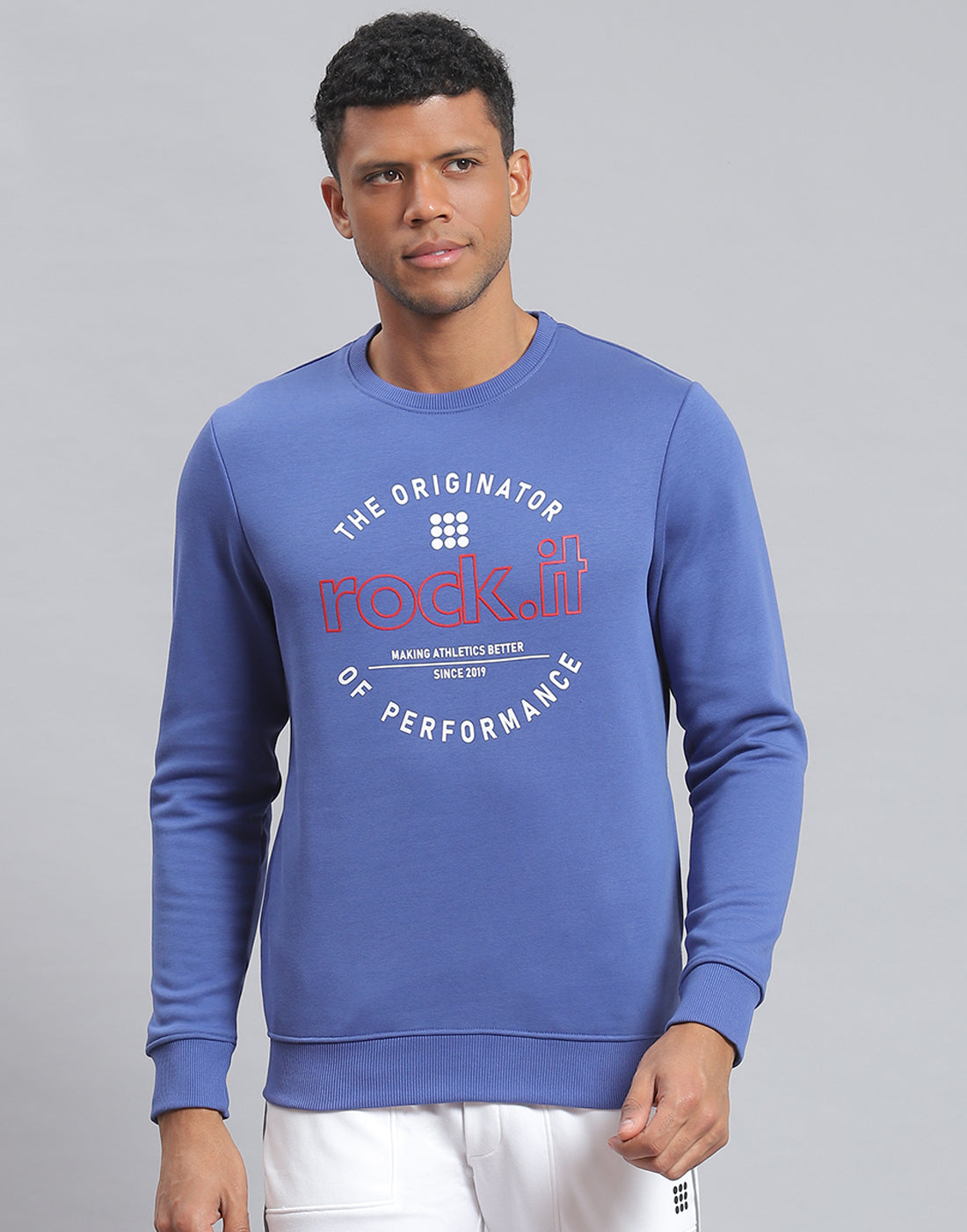Rock.it Men Blue Solid Round Neck Full Sleeve Sweatshirt